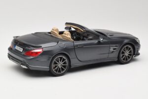 Mercedes SL65 AMG Black Series R230 Matte Black Maisto 1:18 36198 Metall — Bild 3 von 8