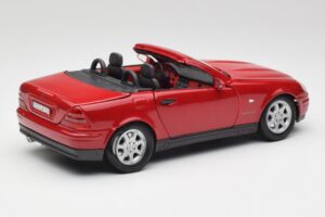Mercedes SLK 230 R170 Rot Maisto 1:18 56023 Metall — Bild 4 von 9