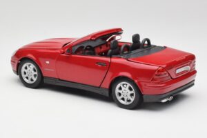 Mercedes SLK 230 R170 Rot Maisto 1:18 56023 Metall — Bild 8 von 9