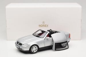 Mercedes SLK R170 Brilliant Silver Norev 1:18 183020 Metall — Bild 9 von 9