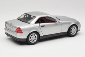 Mercedes SLK R170 Roadster Silber Maisto 1:18 31674 Metall — Bild 5 von 9