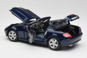 Mercedes SLK R171 Blau Maisto 1:18 B66962190 Metall — Bild 5 von 8
