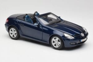 Mercedes SLK R171 Blau Maisto 1:18 B66962190 Metall — Bild 6 von 8