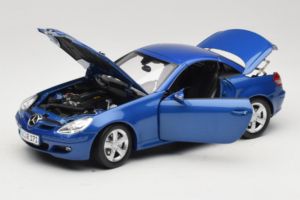 Mercedes SLK R171 Blue Metallic Minichamps 1:18 100033131 Metall — Bild 3 von 11