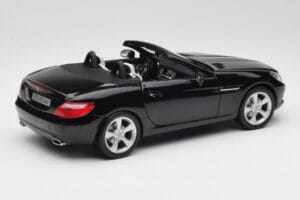 Mercedes SLK R172 Magnetite Schwarz Minichamps 1:18 B66960514 Metall — Bild 3 von 8