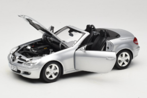 Mercedes SLK R171 Silber Minichamps 1:18 B66962318 Metall — Bild 2 von 9