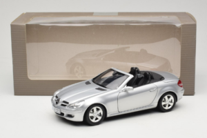 Mercedes SLK R171 Silber Minichamps 1:18 B66962318 Metall — Bild 9 von 9