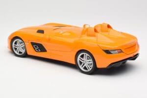 Mercedes SLR McLaren C199 Stirling Moss AMG Solarbeam Metallic Minichamps 1:18 100038400 Metall — Bild 7 von 8
