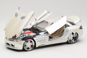 Mercedes SLR McLaren C199 Weiß Maisto 1:18 31068 Metall — Bild 2 von 8