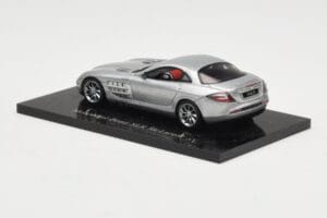 Mercedes SLR McLaren Crystal Silver Minichamps 1:43 B66961974 Metall — Bild 3 von 4