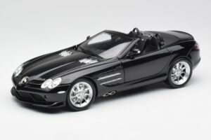 Mercedes SLR McLaren Roadster R199 Crystal Galaxit Schwarz Minichamps 1:18 B66961004 Metall