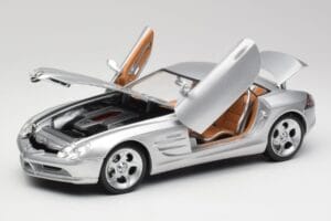 Mercedes SLR Vision Liquid Silber Maisto 1:18 B66962101 Metall — Bild 2 von 8