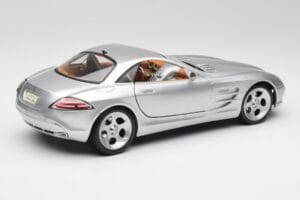 Mercedes SLR Vision Liquid Silber Maisto 1:18 B66962101 Metall — Bild 3 von 8