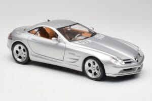 Mercedes SLR Vision Liquid Silber Maisto 1:18 B66962101 Metall — Bild 6 von 8