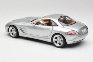 Mercedes SLR Vision Liquid Silber Maisto 1:18 B66962101 Metall — Bild 7 von 8