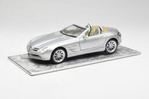 Mercedes SLR Vision Roadster Liquid Silber Maisto 1:18 B66963208 Metall