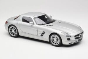 Mercedes SLS AMG C197 Iridium Silber Minichamps 1:18 100039026 Metall — Bild 6 von 8