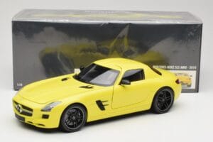 Mercedes SLS AMG C197 Gelb Minichamps 1:18 100039022 Metall — Bild 8 von 8
