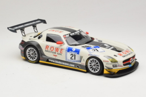 Mercedes SLS AMG GT3 #21 Rowe Racing M. Zehe / M. Hartung ADAC 24h Nurburgring 2012 Minichamps 1:18 151123121 Metall — Bild 4 von 6
