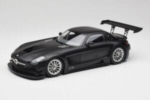 Mercedes SLS AMG GT3 C197 Street Matt Schwarz Minichamps 1:18 151113101 Metall
