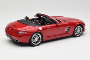Mercedes SLS AMG R197 Roadster Le Mans Rot Minichamps 1:18 100039030 Metall — Bild 3 von 8