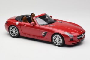 Mercedes SLS AMG R197 Roadster Le Mans Rot Minichamps 1:18 100039030 Metall — Bild 6 von 8