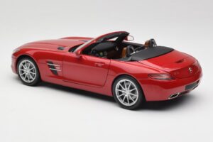 Mercedes SLS AMG R197 Roadster Le Mans Rot Minichamps 1:18 100039030 Metall — Bild 7 von 8