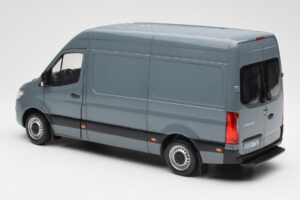Mercedes Sprinter W907 Blaugrau Norev 1:18 183423 Metall — Bild 6 von 7