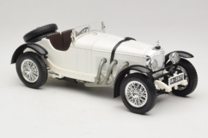 Mercedes SSK Weiß Bburago 1:18 3009-P3 Metall — Bild 4 von 6