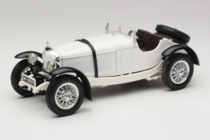 Mercedes SSK Weiß Bburago 1:18 3009-P3 Metall