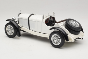 Mercedes SSK Weiß Bburago 1:18 3009-P3 Metall — Bild 5 von 6