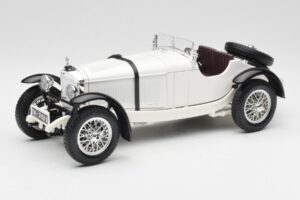 Mercedes SSKL Weiß Bburago 1:18 3002 Metall