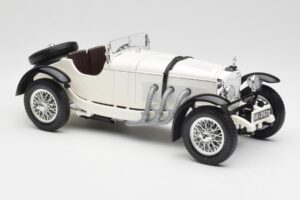 Mercedes SSKL Weiß Bburago 1:18 3002 Metall — Bild 6 von 8
