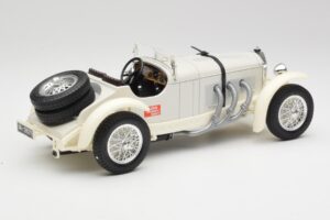 Mercedes SSKL Weiß & Creme Bburago 1:18 3002-M1 Metall — Bild 2 von 6