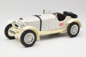 Mercedes SSKL Weiß & Creme Bburago 1:18 3002-M1 Metall