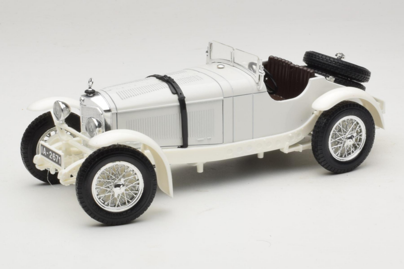 Mercedes SSKL Weiß 1931 Bburago 1:18 3002-M2 Metall
