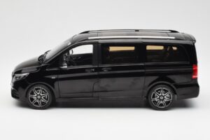 Mercedes V-Class W447 AMG Line Schwarz Norev 1:18 183860 Metall — Bild 4 von 6