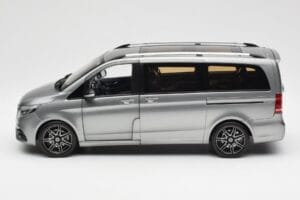 Mercedes V-Class W447 AMG Line Grau Metallic Norev 1:18 183488 Metall — Bild 5 von 9