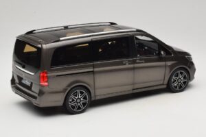 Mercedes V-Class W447 AMG Line Indium Grey Norev 1:18 183873 Metall — Bild 3 von 8