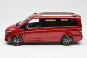 Mercedes V-Class W447 Designo Hyacinth Rot Metallic Norev 1:18 B66004166 Metall — Bild 3 von 7