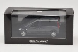 Mercedes Vaneo Dunkelblau Minichamps 1:43 400031200 Metall — Bild 4 von 4