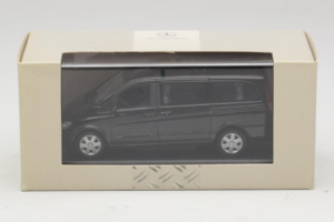 Mercedes Viano W639 Atlantis Blue Minichamps 1:43 B67871200 Metall — Bild 4 von 4