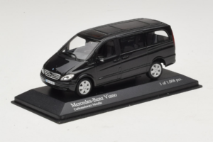 Mercedes Viano Schwarz Minichamps 1:43 400032210 Metall — Bild 2 von 4