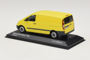 Mercedes Vito Kastenwagen Gelb Minichamps 1:43 400032260 Metall — Bild 3 von 4