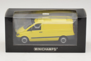 Mercedes Vito Kastenwagen Gelb Minichamps 1:43 400032260 Metall — Bild 4 von 4
