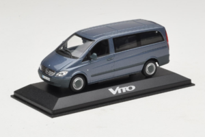 Mercedes Vito W638 Lugano Grey Minichamps 1:43 B67871201 Metall — Bild 2 von 4