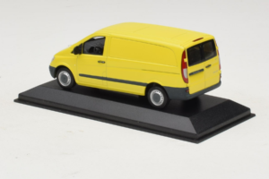 Mercedes Vito W638 Gelb Minichamps 1:43 B67871200-R1 Metall — Bild 3 von 4