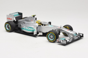 Mercedes W03 #8 N. Rosberg Mercedes AMG Petronas Showcar 2012 Minichamps 1:18 110120078 Metall — Bild 4 von 7