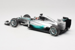 Mercedes W05 #44 L. Hamilton Mercedes AMG Petronas Chinese Grand Prix Winner 2014 Minichamps 1:18 110140244 Metall — Bild 5 von 7