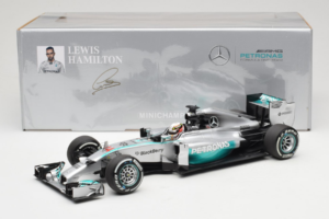 Mercedes W05 #44 L. Hamilton Mercedes AMG Petronas Chinese Grand Prix Winner 2014 Minichamps 1:18 110140244 Metall — Bild 7 von 7